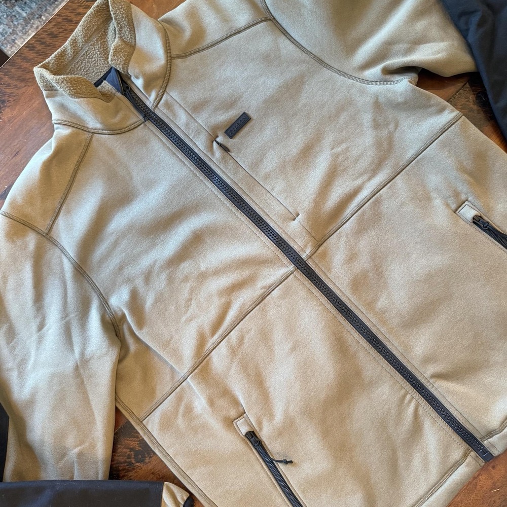 Filson Granite Spire Fleece Jacket Mens Large Beige Softshell Hunting